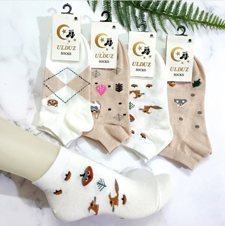 جوراب مچی ۴ طرح سنجاب و اسب چوبی