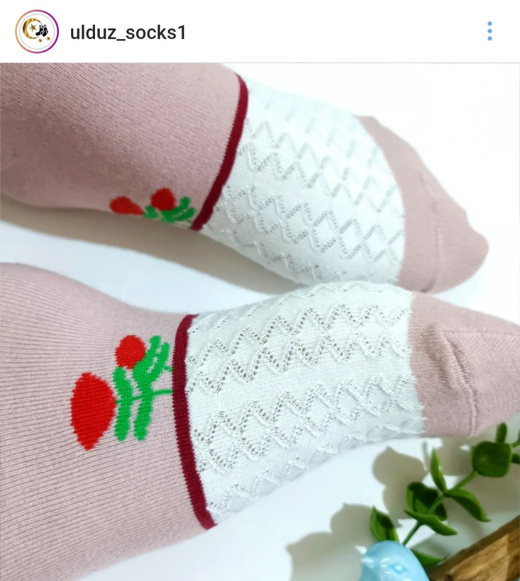 جوراب مچی لب کنگره ای کالباسی طرح گل