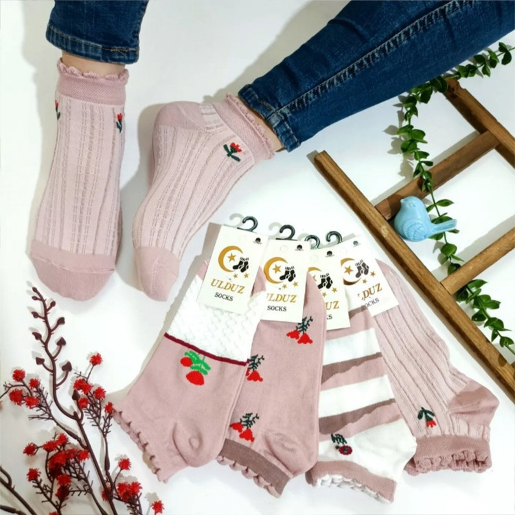 جوراب مچی لب کنگره ای کالباسی طرح گل