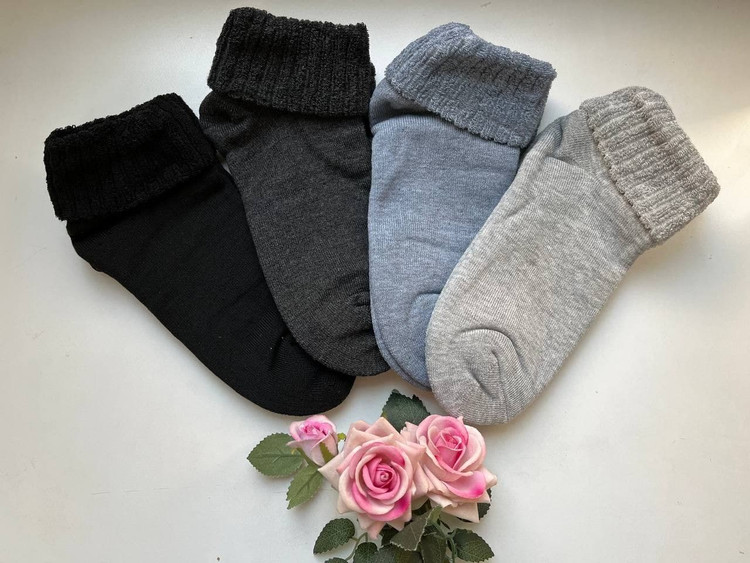 جوراب لب برگرد حوله ای رنگی ساده