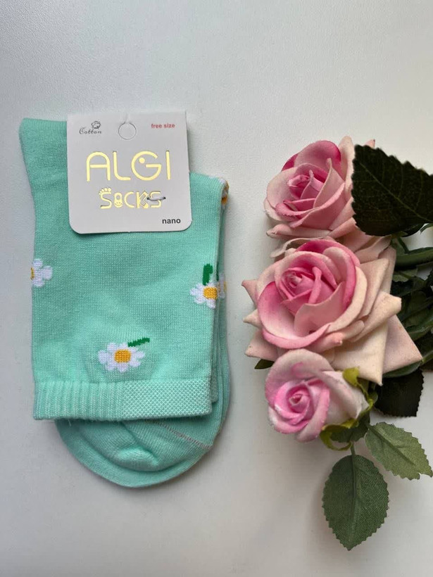 جوراب ساقدار دخترانه طرح گل بابونه مناسب 2 تا 11 سال